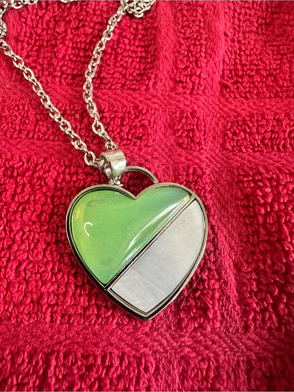Two-Tone Green and White Heart Pendant Necklace - Women Jewelry